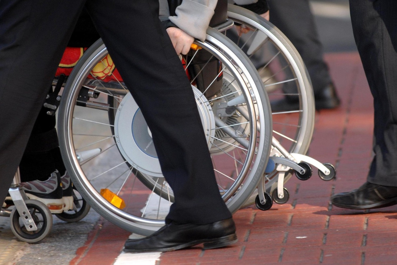 Disability benefit claimants ‘at risk of debt and poverty amid poor DWP service’ 